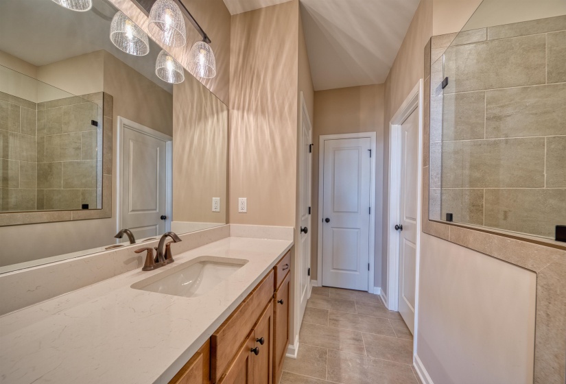 170 COMO LN, Atoka, Tennessee 38004, 4 Bedroom Bedrooms, 7 Room Rooms,3.1 BathroomBathrooms,Residential,For Sale,COMO,0,10207158