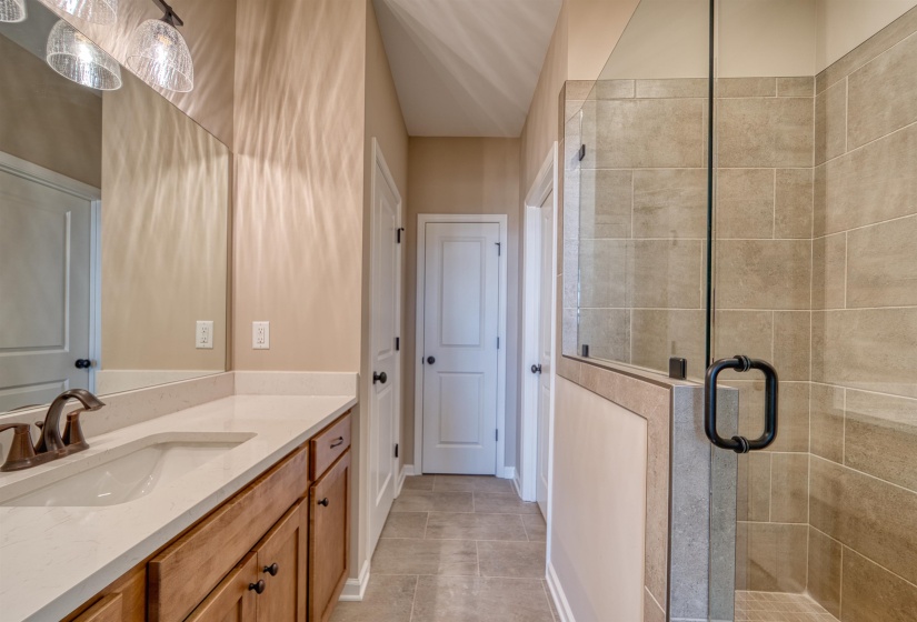 170 COMO LN, Atoka, Tennessee 38004, 4 Bedroom Bedrooms, 7 Room Rooms,3.1 BathroomBathrooms,Residential,For Sale,COMO,0,10207158