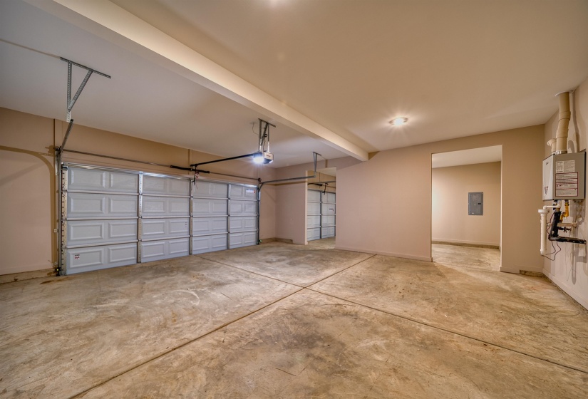 170 COMO LN, Atoka, Tennessee 38004, 4 Bedroom Bedrooms, 7 Room Rooms,3.1 BathroomBathrooms,Residential,For Sale,COMO,0,10207158