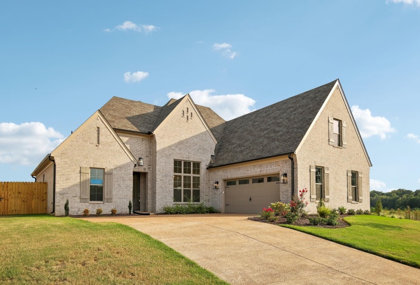 305 VALLEYVIEW LN, Oakland, Tennessee 38060, 5 Bedroom Bedrooms, 10 Room Rooms,3 BathroomBathrooms,Residential,For Sale,VALLEYVIEW,0,10206437