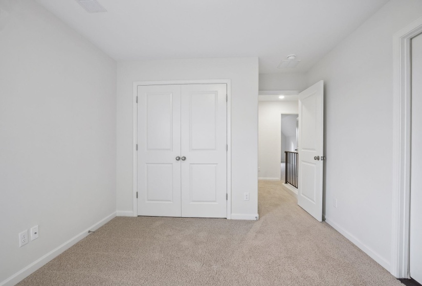 305 VALLEYVIEW LN, Oakland, Tennessee 38060, 5 Bedroom Bedrooms, 10 Room Rooms,3 BathroomBathrooms,Residential,For Sale,VALLEYVIEW,0,10206437