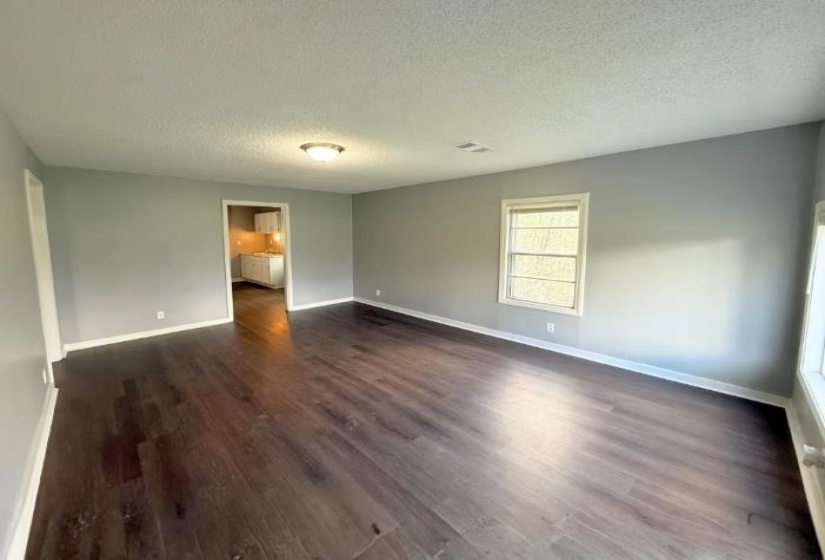 433 DIXIE RD, Memphis, Tennessee 38109, 2 Bedroom Bedrooms, 5 Room Rooms,1 BathroomBathrooms,Residential,For Sale,DIXIE,0,10203698