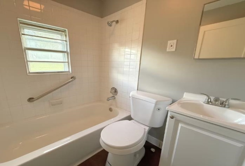 433 DIXIE RD, Memphis, Tennessee 38109, 2 Bedroom Bedrooms, 5 Room Rooms,1 BathroomBathrooms,Residential,For Sale,DIXIE,0,10203698