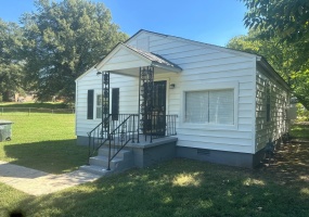 433 DIXIE RD, Memphis, Tennessee 38109, 2 Bedrooms Bedrooms, 5 Rooms Rooms,1 BathroomBathrooms,Residential,For Sale,DIXIE,10203698