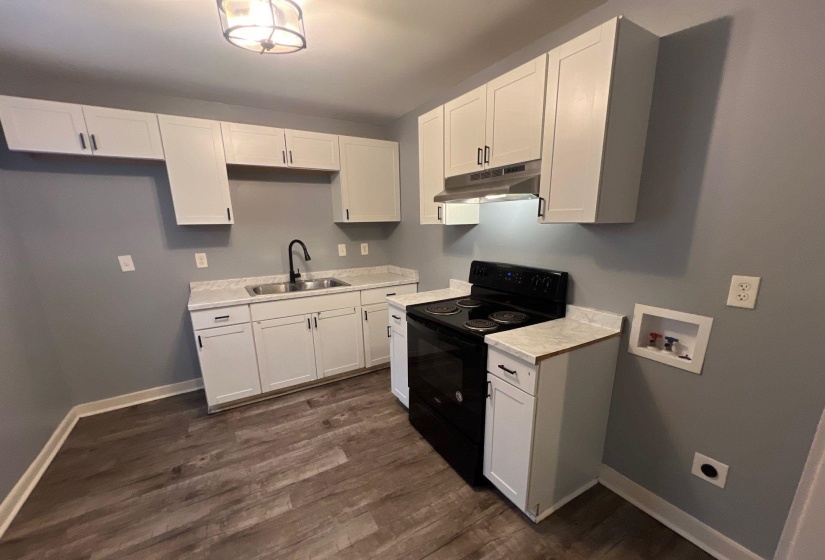 3075 DEBBY ST, Memphis, Tennessee 38127, 3 Bedrooms Bedrooms, 6 Rooms Rooms,1 BathroomBathrooms,Residential,For Sale,DEBBY,10196552