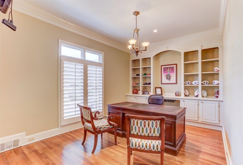 6667 RUE BEAUMONDE DR, Memphis, Tennessee 38120, 4 Bedroom Bedrooms, 11 Room Rooms,3.2 BathroomBathrooms,Residential,For Sale,RUE BEAUMONDE,0,10213955