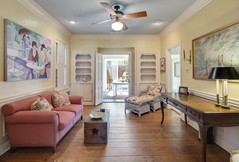1643 VINTON AVE, Memphis, Tennessee 38104, 3 Bedroom Bedrooms, 8 Room Rooms,3 BathroomBathrooms,Residential,For Sale,VINTON,0,10214133