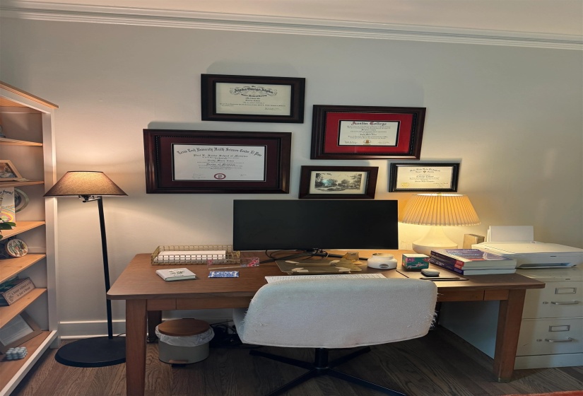 Picture used from current owner. Room not accessible day of photos.