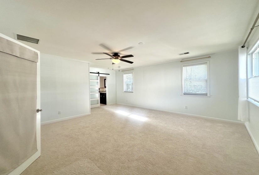 3704 CHARLESWOOD AVE, Memphis, Tennessee 38122, 3 Bedrooms Bedrooms, 5 Rooms Rooms,2 BathroomsBathrooms,Residential,For Sale,CHARLESWOOD,10216156