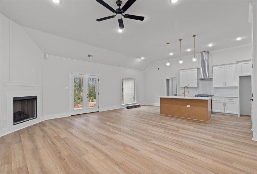 7206 STATE LINE RD, Unicorp/Memphis, Tennessee 38125, 4 Bedrooms Bedrooms, 9 Rooms Rooms,2.1 BathroomsBathrooms,Residential,For Sale,STATE LINE,10211002
