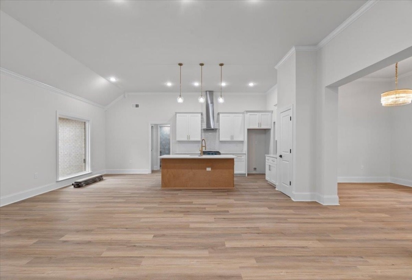 7206 STATE LINE RD, Unicorp/Memphis, Tennessee 38125, 4 Bedrooms Bedrooms, 9 Rooms Rooms,2.1 BathroomsBathrooms,Residential,For Sale,STATE LINE,10211002