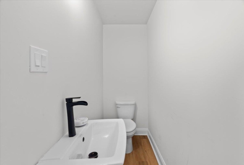 7206 STATE LINE RD, Unicorp/Memphis, Tennessee 38125, 4 Bedrooms Bedrooms, 9 Rooms Rooms,2.1 BathroomsBathrooms,Residential,For Sale,STATE LINE,10211002