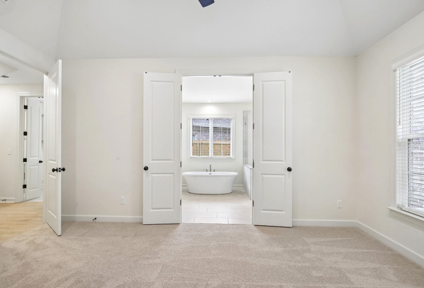 145 TOMMIE VALLEY DR, Oakland, Tennessee 38060, 4 Bedroom Bedrooms, 10 Room Rooms,3 BathroomBathrooms,Residential,For Sale,TOMMIE VALLEY,0,10204843