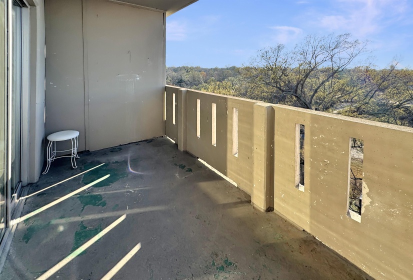 1960 PARKWAY AVE, Memphis, Tennessee 38112, 2 Bedrooms Bedrooms, 5 Rooms Rooms,2 BathroomsBathrooms,Residential,For Sale,PARKWAY,10209901