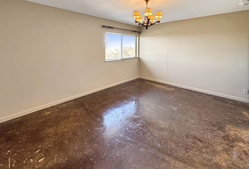 1960 PARKWAY AVE, Memphis, Tennessee 38112, 2 Bedrooms Bedrooms, 5 Rooms Rooms,2 BathroomsBathrooms,Residential,For Sale,PARKWAY,10209901