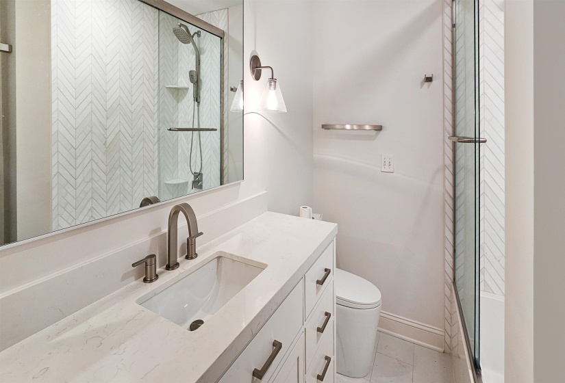 7455 GERMANTOWN SQ, Germantown, Tennessee 38138, 2 Bedroom Bedrooms, 5 Room Rooms,2.1 BathroomBathrooms,Residential,For Sale,GERMANTOWN,0,10216356