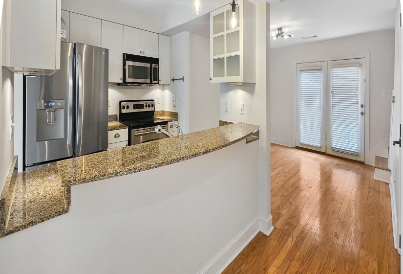 7455 GERMANTOWN SQ, Germantown, Tennessee 38138, 2 Bedroom Bedrooms, 5 Room Rooms,2.1 BathroomBathrooms,Residential,For Sale,GERMANTOWN,0,10216356