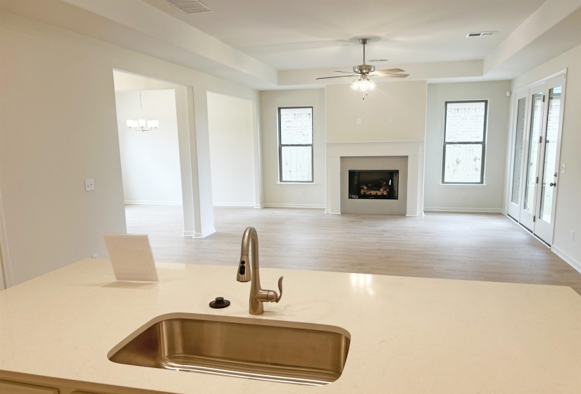 200 GREEN WILLOW DR, Oakland, Tennessee 38060, 3 Bedrooms Bedrooms, 7 Rooms Rooms,2 BathroomsBathrooms,Residential,For Sale,GREEN WILLOW,10204868