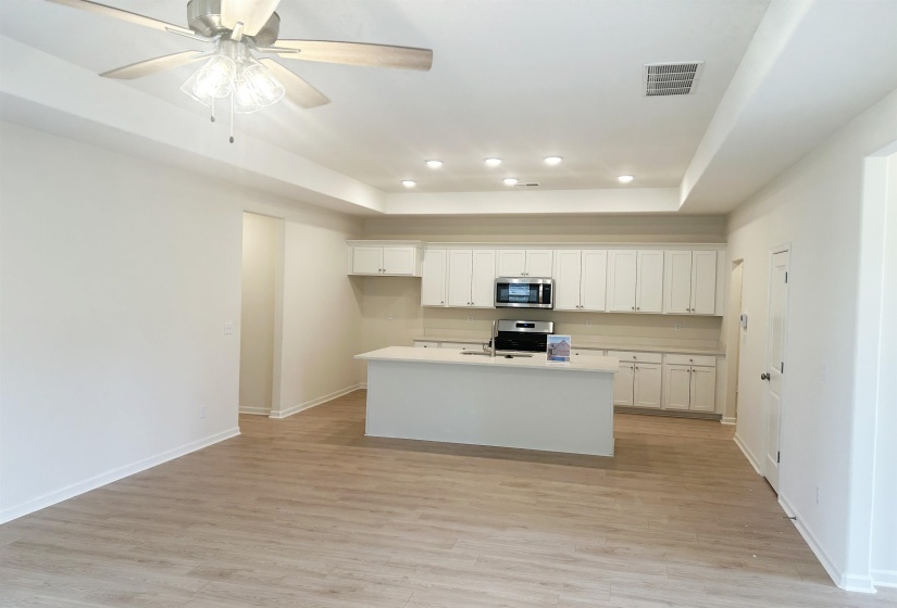 200 GREEN WILLOW DR, Oakland, Tennessee 38060, 3 Bedrooms Bedrooms, 7 Rooms Rooms,2 BathroomsBathrooms,Residential,For Sale,GREEN WILLOW,10204868