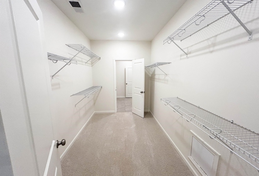 200 GREEN WILLOW DR, Oakland, Tennessee 38060, 3 Bedrooms Bedrooms, 7 Rooms Rooms,2 BathroomsBathrooms,Residential,For Sale,GREEN WILLOW,10204868