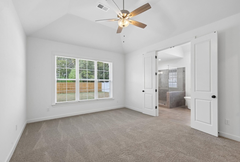 115 TOMMIE VALLEY DR, Oakland, Tennessee 38060, 4 Bedroom Bedrooms, 9 Room Rooms,3 BathroomBathrooms,Residential,For Sale,TOMMIE VALLEY,0,10206344