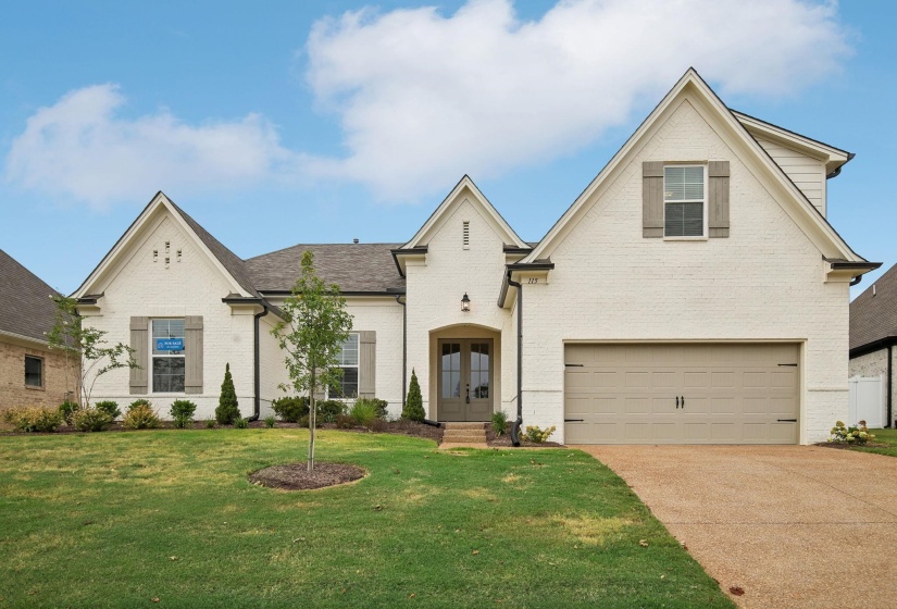115 TOMMIE VALLEY DR, Oakland, Tennessee 38060, 4 Bedroom Bedrooms, 9 Room Rooms,3 BathroomBathrooms,Residential,For Sale,TOMMIE VALLEY,0,10206344