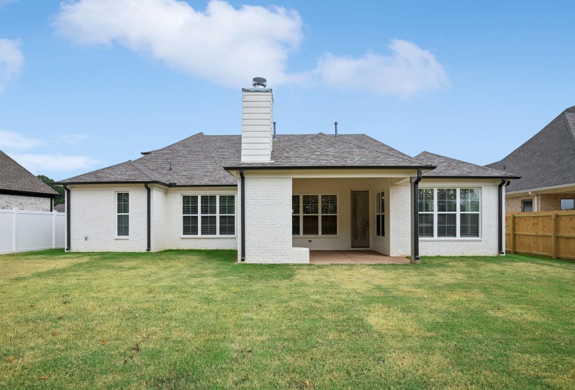 115 TOMMIE VALLEY DR, Oakland, Tennessee 38060, 4 Bedroom Bedrooms, 9 Room Rooms,3 BathroomBathrooms,Residential,For Sale,TOMMIE VALLEY,0,10206344