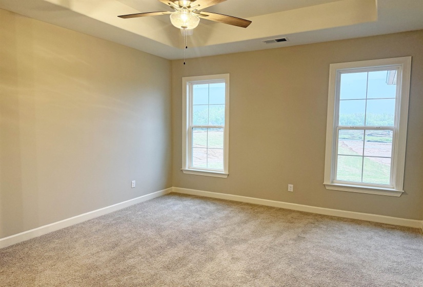 275 VALLEYVIEW LN, Oakland, Tennessee 38060, 4 Bedroom Bedrooms, 9 Room Rooms,3 BathroomBathrooms,Residential,For Sale,VALLEYVIEW,0,10208371
