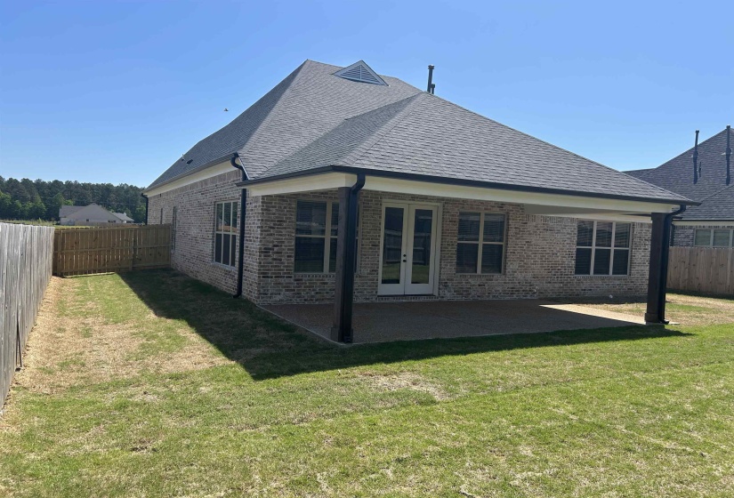 150 MISTY MEADOWS DR, Oakland, Tennessee 38060, 3 Bedrooms Bedrooms, 7 Rooms Rooms,2 BathroomsBathrooms,Residential,For Sale,MISTY MEADOWS,10208378