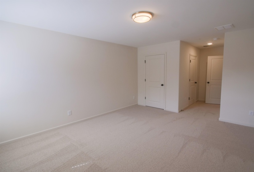 9574 GRAYS HOLLOW DR, Cordova, Tennessee 38018, 6 Bedroom Bedrooms, 11 Room Rooms,3.1 BathroomBathrooms,Residential,For Sale,GRAYS HOLLOW,0,10208639