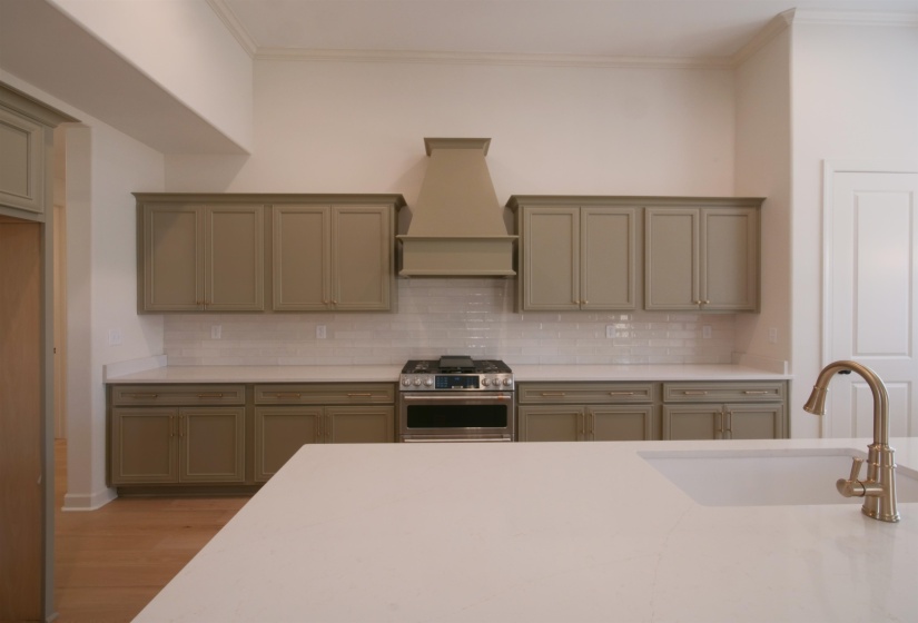 9574 GRAYS HOLLOW DR, Cordova, Tennessee 38018, 6 Bedroom Bedrooms, 11 Room Rooms,3.1 BathroomBathrooms,Residential,For Sale,GRAYS HOLLOW,0,10208639