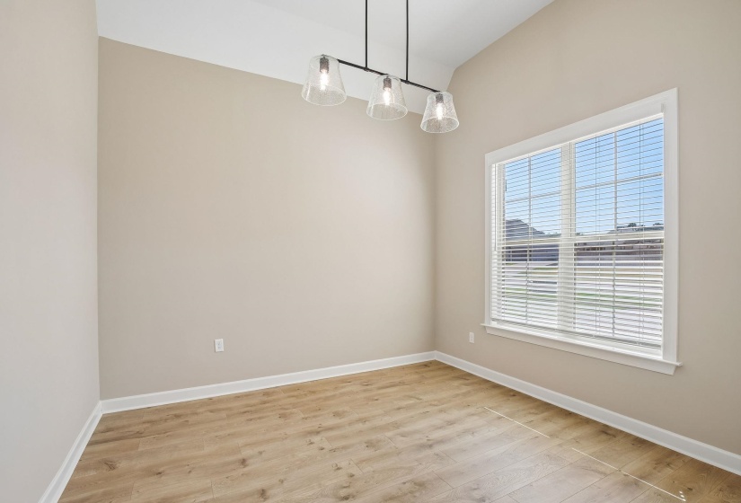 110 LAUREL WOOD LN, Oakland, Tennessee 38060, 4 Bedroom Bedrooms, 10 Room Rooms,3 BathroomBathrooms,Residential,For Sale,LAUREL WOOD,0,10209058