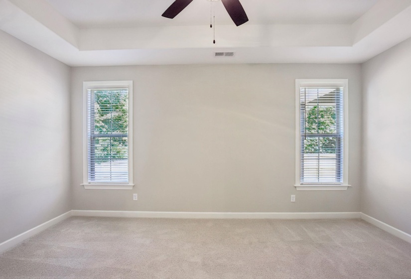 110 LAUREL WOOD LN, Oakland, Tennessee 38060, 4 Bedroom Bedrooms, 10 Room Rooms,3 BathroomBathrooms,Residential,For Sale,LAUREL WOOD,0,10209058