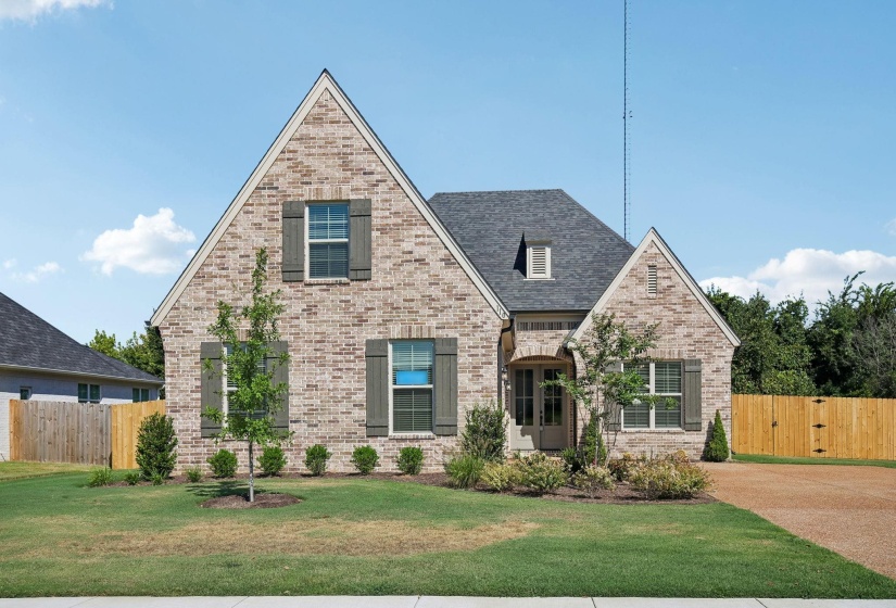 110 LAUREL WOOD LN, Oakland, Tennessee 38060, 4 Bedroom Bedrooms, 10 Room Rooms,3 BathroomBathrooms,Residential,For Sale,LAUREL WOOD,0,10209058