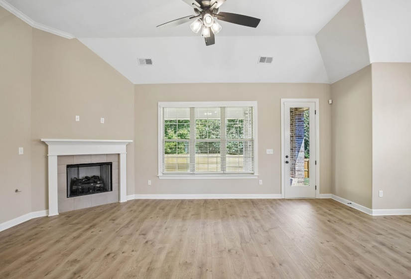 110 LAUREL WOOD LN, Oakland, Tennessee 38060, 4 Bedroom Bedrooms, 10 Room Rooms,3 BathroomBathrooms,Residential,For Sale,LAUREL WOOD,0,10209058