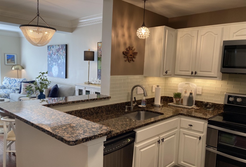 5400 PARK AVE, Memphis, Tennessee 38119, 1 Bedroom Bedrooms, 3 Rooms Rooms,1 BathroomBathrooms,Residential,For Sale,PARK,10216442