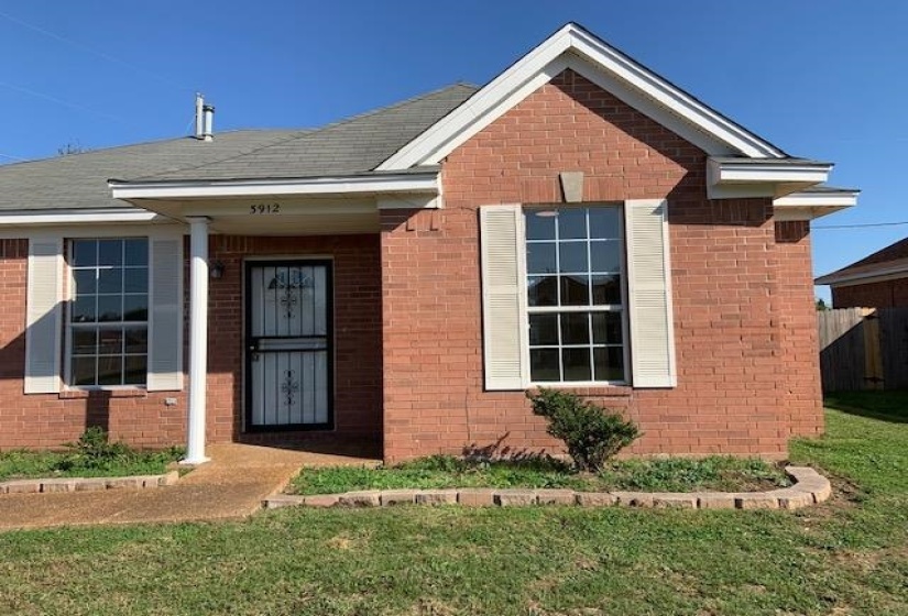 3912 AUTUMN HARVEST LN, Unincorporated, Tennessee 38125, 3 Bedroom Bedrooms, 7 Room Rooms,2 BathroomBathrooms,Residential,For Sale,AUTUMN HARVEST,0,10216465
