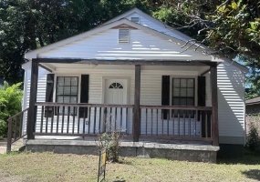 2498 VANDALE AVE, Memphis, Tennessee 38108, 4 Bedrooms Bedrooms, 6 Rooms Rooms,1 BathroomBathrooms,Residential,For Sale,VANDALE,10216473