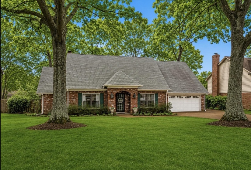 8193 KIMBROOK DR, Germantown, Tennessee 38138, 4 Bedroom Bedrooms, 8 Room Rooms,3.1 BathroomBathrooms,Residential,For Sale,KIMBROOK,0,10216498