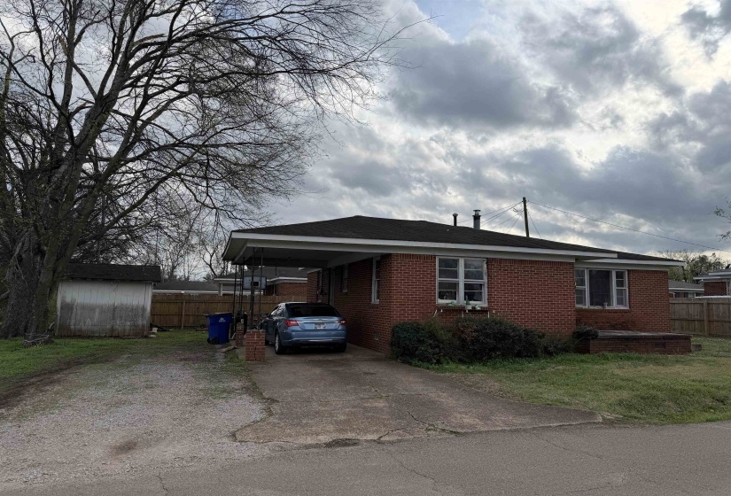 135 CUMBERLAND ST, Savannah, Tennessee 38372, 3 Bedrooms Bedrooms, 6 Rooms Rooms,1 BathroomBathrooms,Residential,For Sale,CUMBERLAND,10216514