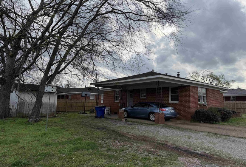 135 CUMBERLAND ST, Savannah, Tennessee 38372, 3 Bedrooms Bedrooms, 6 Rooms Rooms,1 BathroomBathrooms,Residential,For Sale,CUMBERLAND,10216514