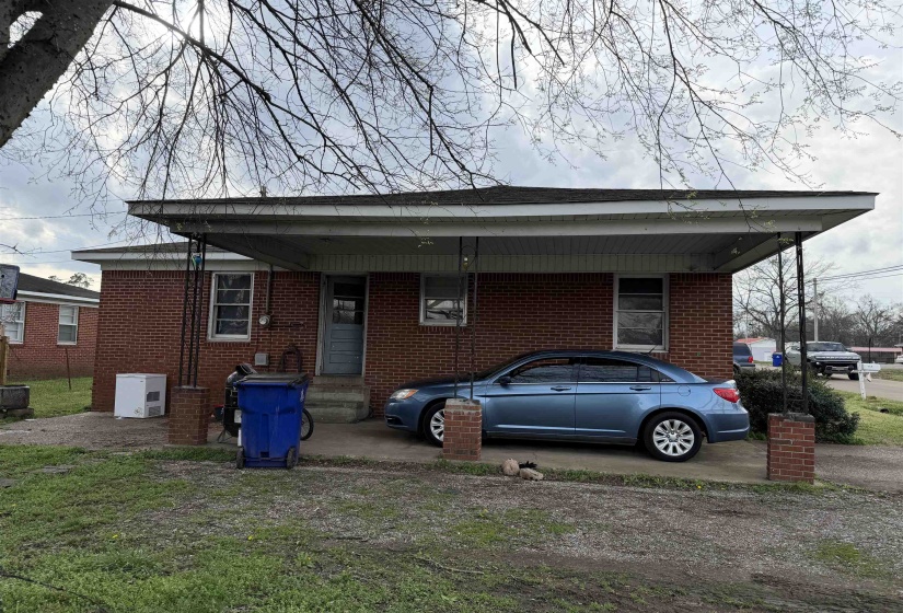 135 CUMBERLAND ST, Savannah, Tennessee 38372, 3 Bedrooms Bedrooms, 6 Rooms Rooms,1 BathroomBathrooms,Residential,For Sale,CUMBERLAND,10216514