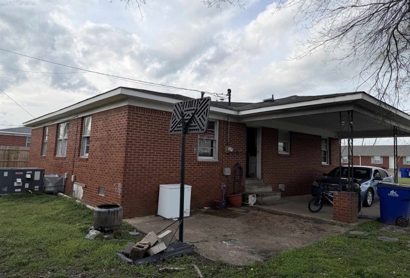 135 CUMBERLAND ST, Savannah, Tennessee 38372, 3 Bedrooms Bedrooms, 6 Rooms Rooms,1 BathroomBathrooms,Residential,For Sale,CUMBERLAND,10216514