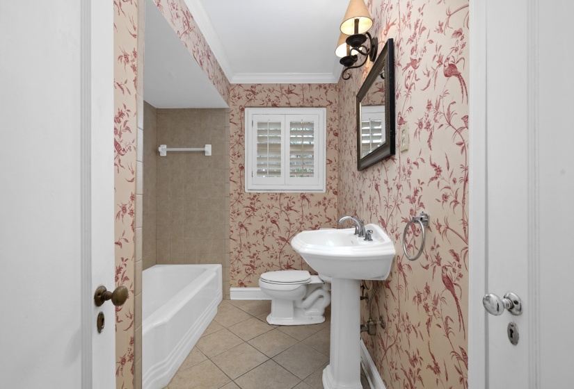 4206 POPLAR AVE, Memphis, Tennessee 38117, 5 Bedroom Bedrooms, 10 Room Rooms,5 BathroomBathrooms,Residential,For Sale,POPLAR,0,10216519