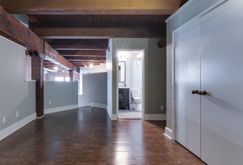 262 WAGNER PL, Memphis, Tennessee 38103, 2 Bedrooms Bedrooms, 5 Rooms Rooms,2 BathroomsBathrooms,Residential,For Sale,WAGNER,10216544