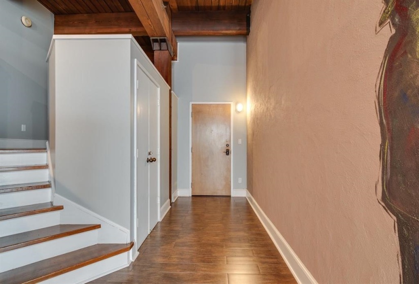 262 WAGNER PL, Memphis, Tennessee 38103, 2 Bedrooms Bedrooms, 5 Rooms Rooms,2 BathroomsBathrooms,Residential,For Sale,WAGNER,10216544