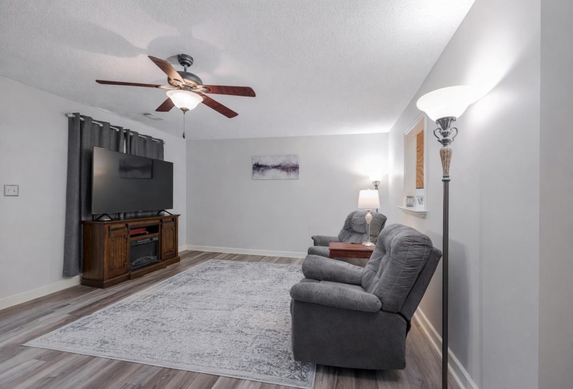 2337 CANNEY CREEK CV, Millington, Tennessee 38053, 4 Bedroom Bedrooms, 8 Room Rooms,3 BathroomBathrooms,Residential,For Sale,CANNEY CREEK,0,10216574