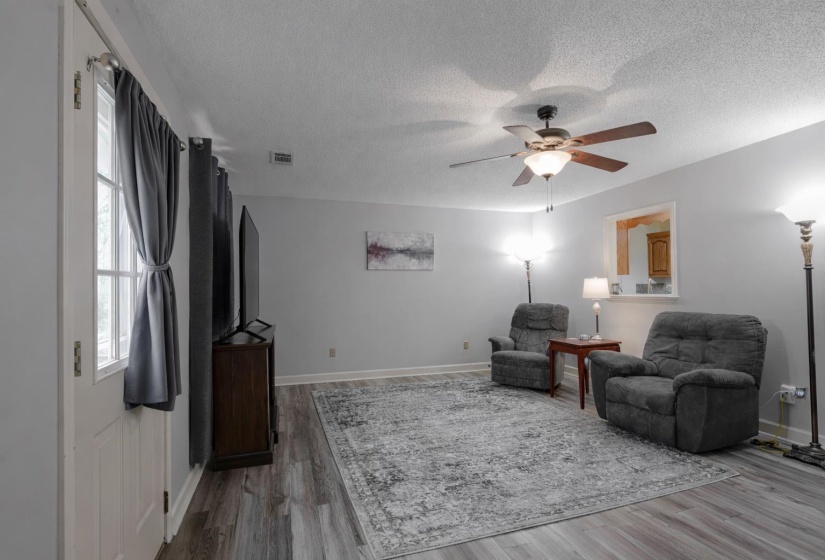 2337 CANNEY CREEK CV, Millington, Tennessee 38053, 4 Bedroom Bedrooms, 8 Room Rooms,3 BathroomBathrooms,Residential,For Sale,CANNEY CREEK,0,10216574