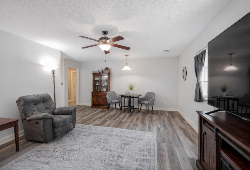 2337 CANNEY CREEK CV, Millington, Tennessee 38053, 4 Bedroom Bedrooms, 8 Room Rooms,3 BathroomBathrooms,Residential,For Sale,CANNEY CREEK,0,10216574