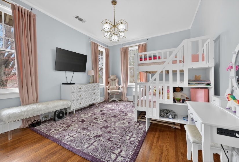 2364 STRATHMORE CIR, Memphis, Tennessee 38112, 4 Bedrooms Bedrooms, 7 Rooms Rooms,4.2 BathroomsBathrooms,Residential,For Sale,STRATHMORE,10216578